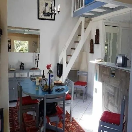 Les Reales Apartment *