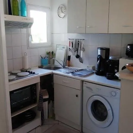Les Reales Apartment